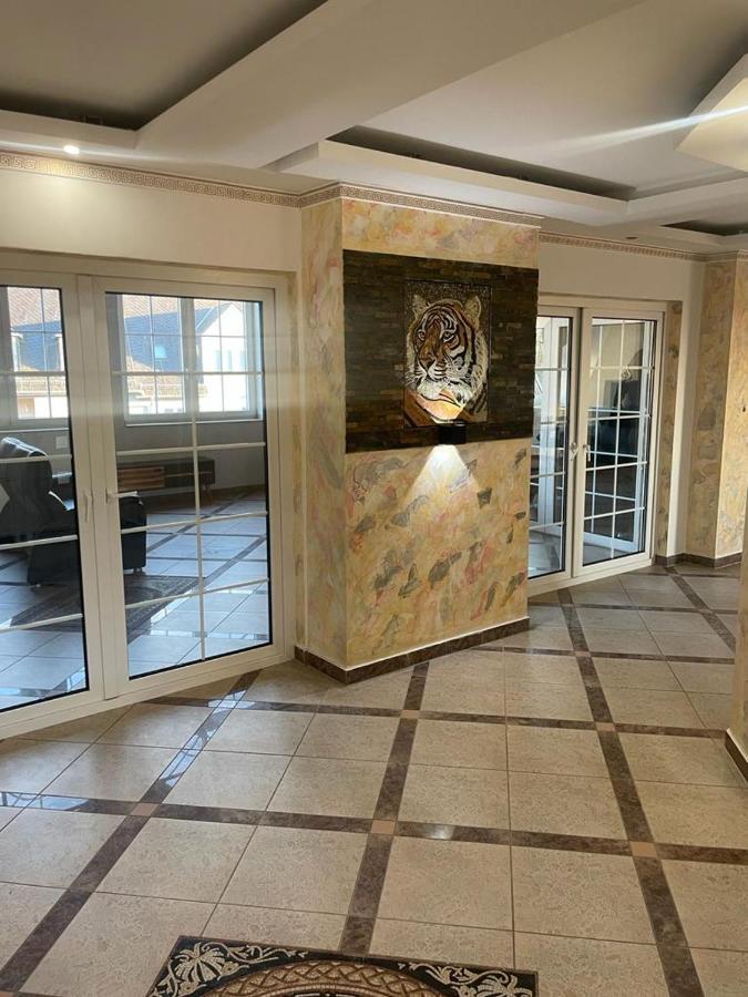 Luxurioese Wohnung Im Herzen Von Rlp Bobenheim-Roxheim Exterior foto